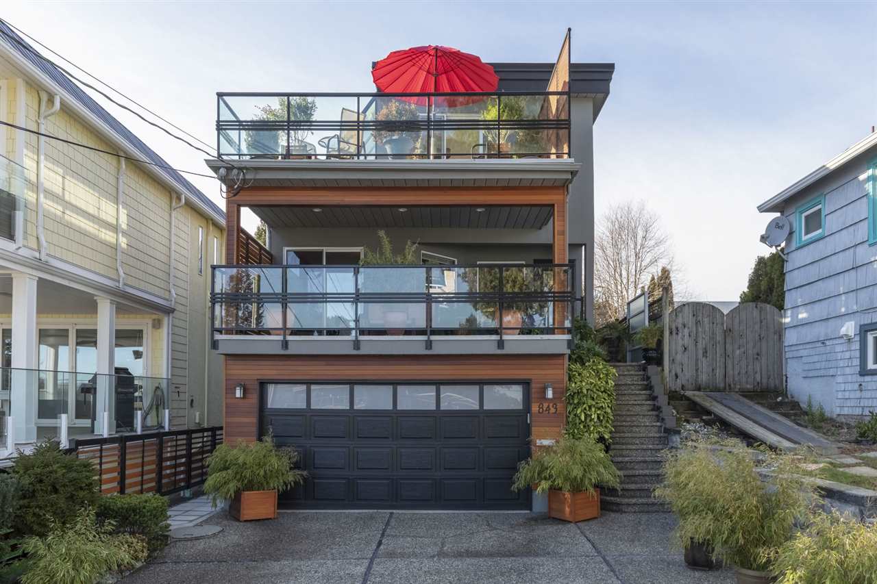 843 Parker Street, Surrey, BC, V4B 4R3