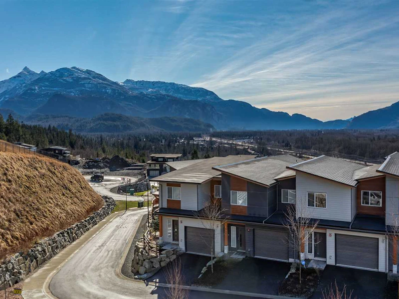 3 - 41301 Skyridge Place, Squamish BC