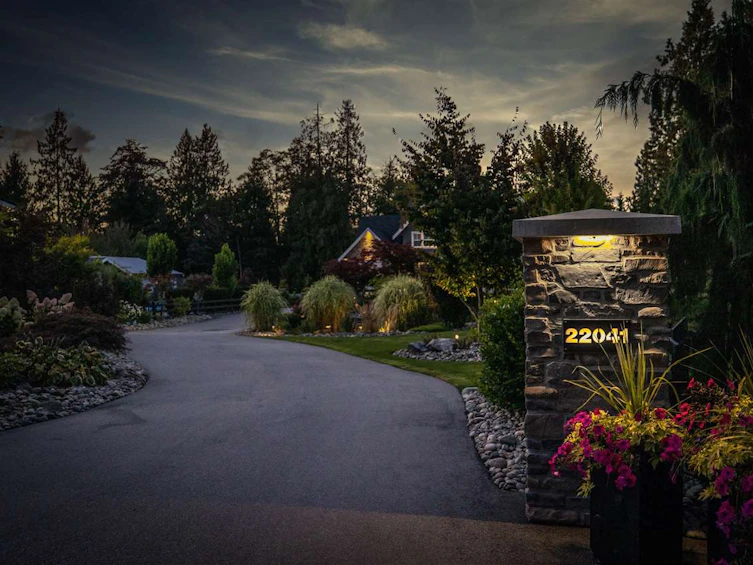 22041 86a Avenue, Langley, BC, V1M 3S7
