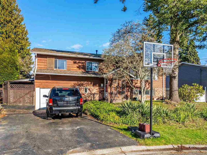 11637 81a Avenue, Delta BC V4C 2A8