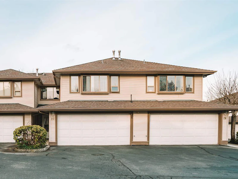 27 - 22280 124th Avenue, Maple Ridge BC V2X 4J5