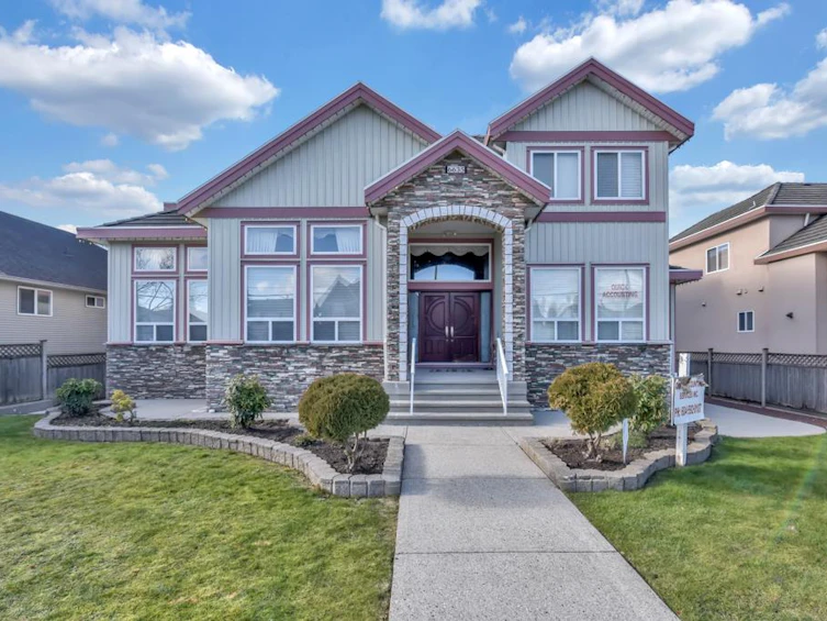 6635 128 Street, Surrey, BC, V3W 4C8
