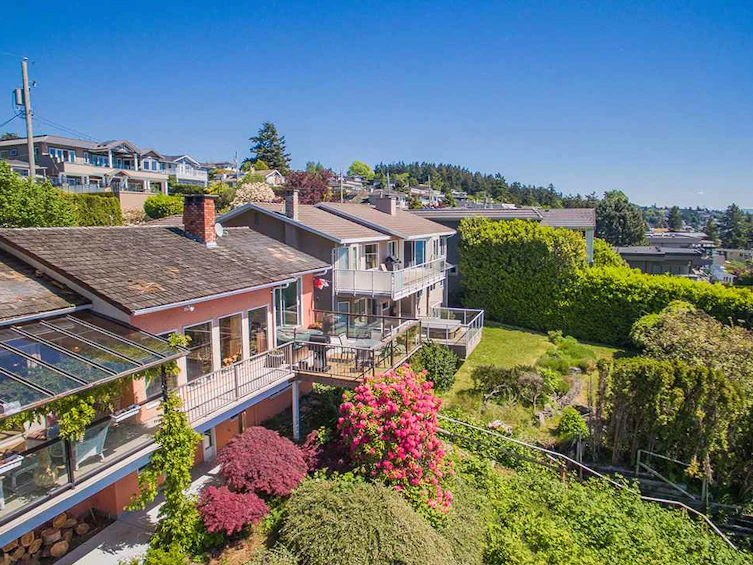 14310 Sunset Drive, Surrey, BC, V4B 2V5