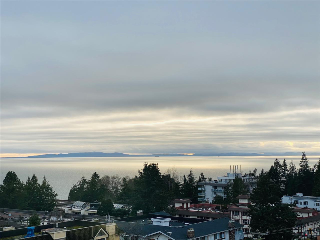 311 1442 Foster Street  