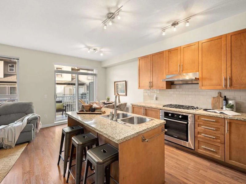 135 - 2738 158th Street, Surrey BC V3Z 3K3