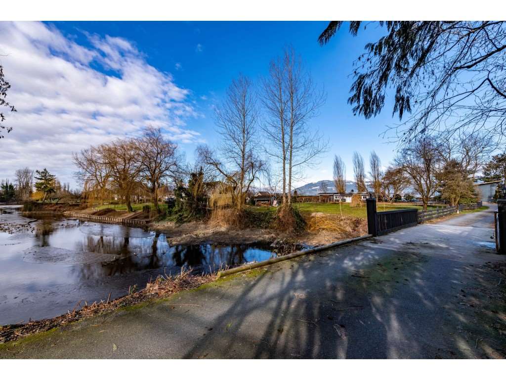50763 Yale Road, Chilliwack, BC, V0X 1X2