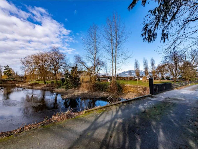 50763 Yale Road, Chilliwack, BC, V0X 1X2