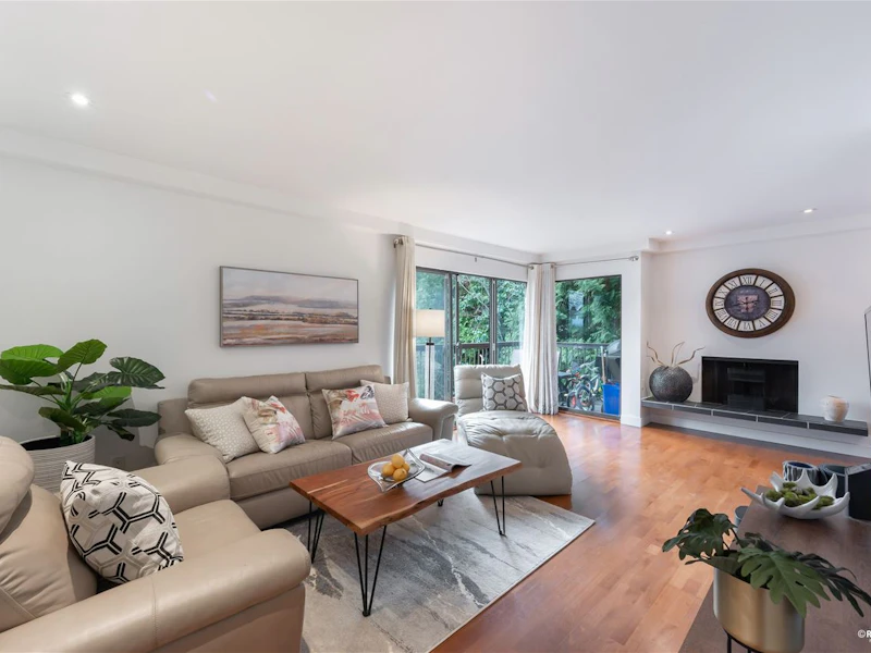 204 - 1235 W 15th Avenue, Vancouver BC V6H 1S1