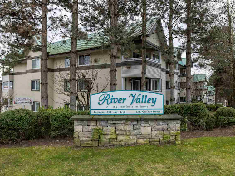 301-1310 Cariboo Street, New Westminster, BC, V3M 1X2