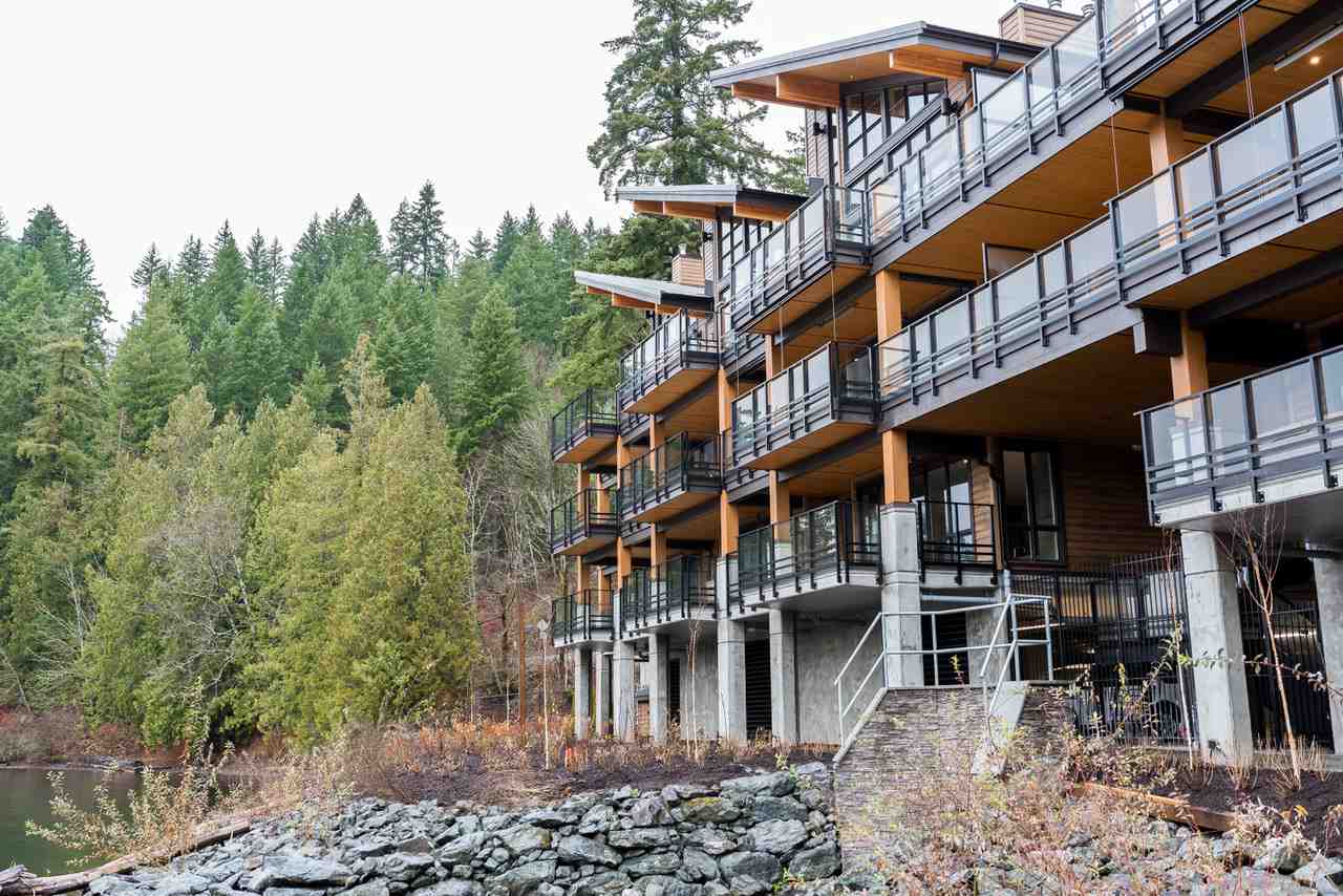 104-3175 Columbia Valley Road, Cultus Lake, BC, V2R 6C2