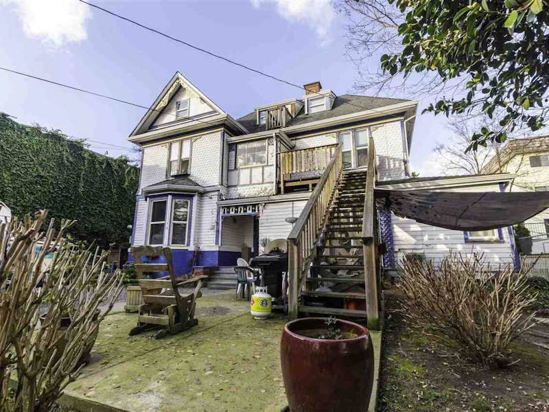 46029 Victoria Avenue, Chilliwack BC V2P 2T9