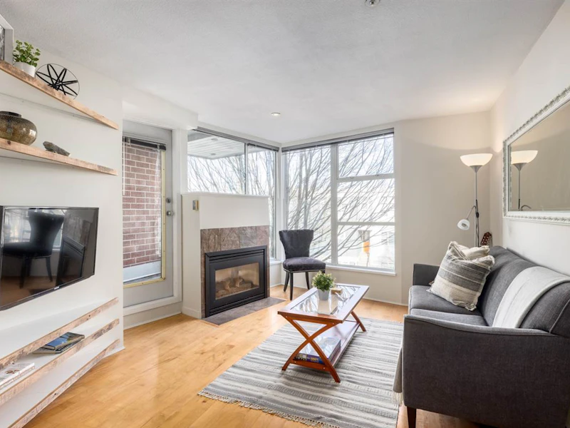203 - 638 W 7th Avenue, Vancouver BC V5Z 1B5