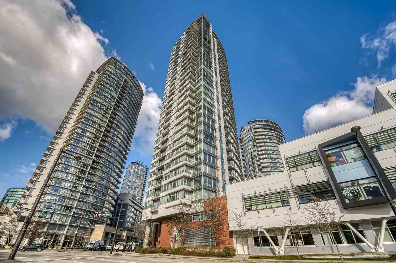3303-688 Abbott Street, Vancouver, BC, V6B 0B9