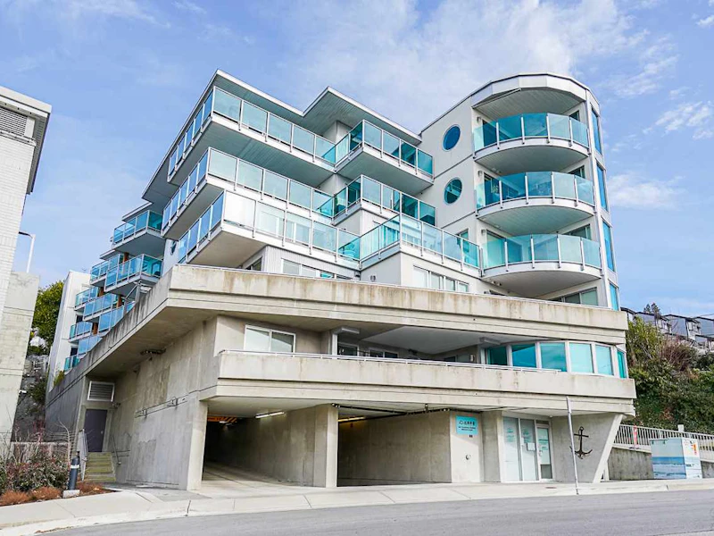 505 - 14955 Victoria Avenue, Surrey BC V4B 1G2