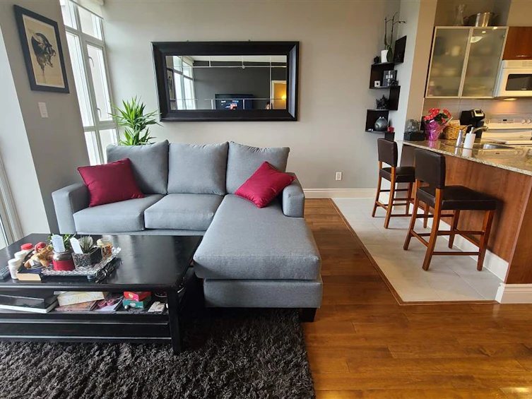 1053-1483 E King Edward Avenue, Vancouver, BC, V5N 5Z3