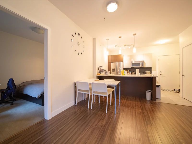 404 - 7727 Royal Oak Avenue, Burnaby BC V5J 4K2