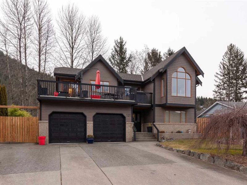 41362 Dryden Road, Squamish BC V0N 1H0
