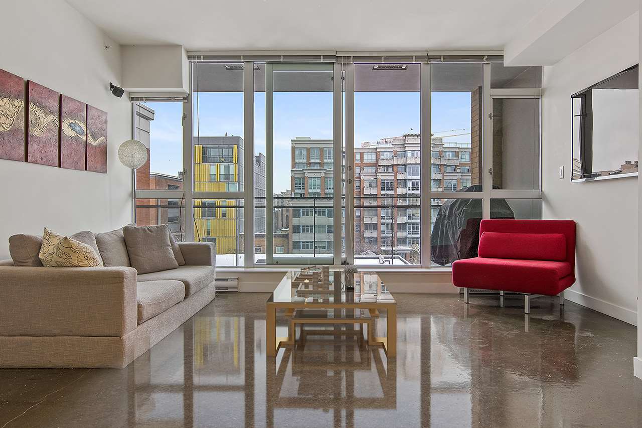 709-221 Union Street, Vancouver, BC, V6A 0B4