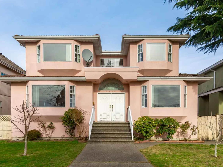 2227 E 61st Avenue, Vancouver, BC, V5P 2K5