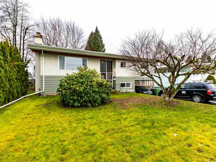 9645 Carleton Street, Chilliwack, BC, V2P 6E2