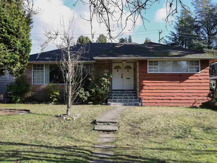 6926 Heather Street, Vancouver, BC, V6P 3P6