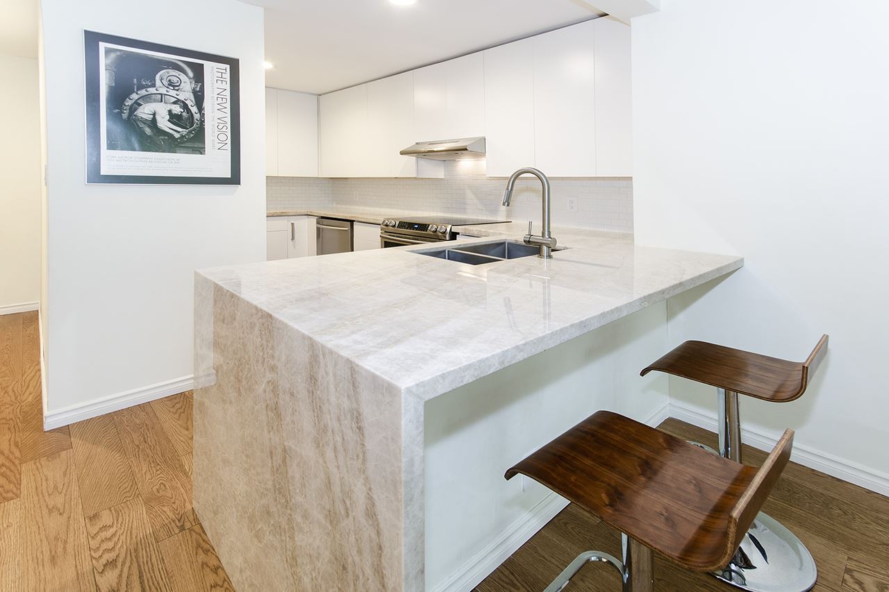 5-1786 Esquimalt Avenue, West Vancouver, BC, V7V 1R8