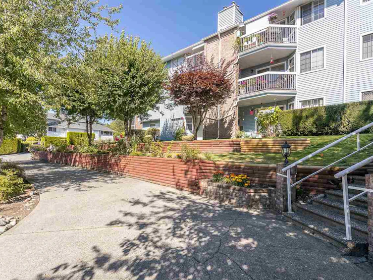 117-11510 225 Street, Maple Ridge, BC, V2X 9Y3