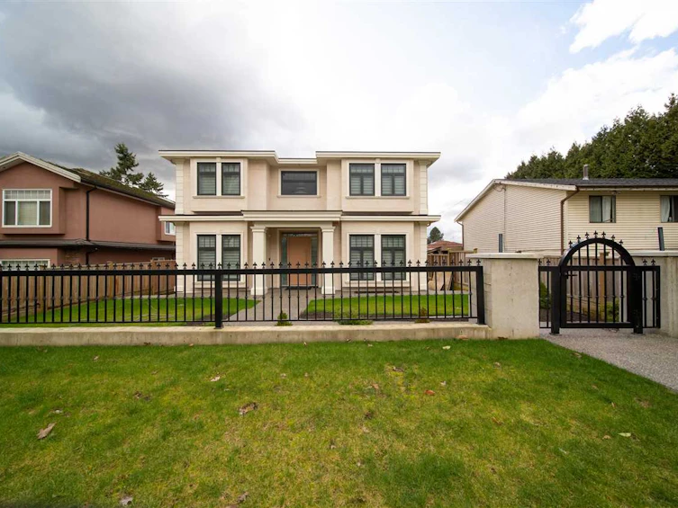 6388 Rumble Street, Burnaby, BC, V5E 1A7