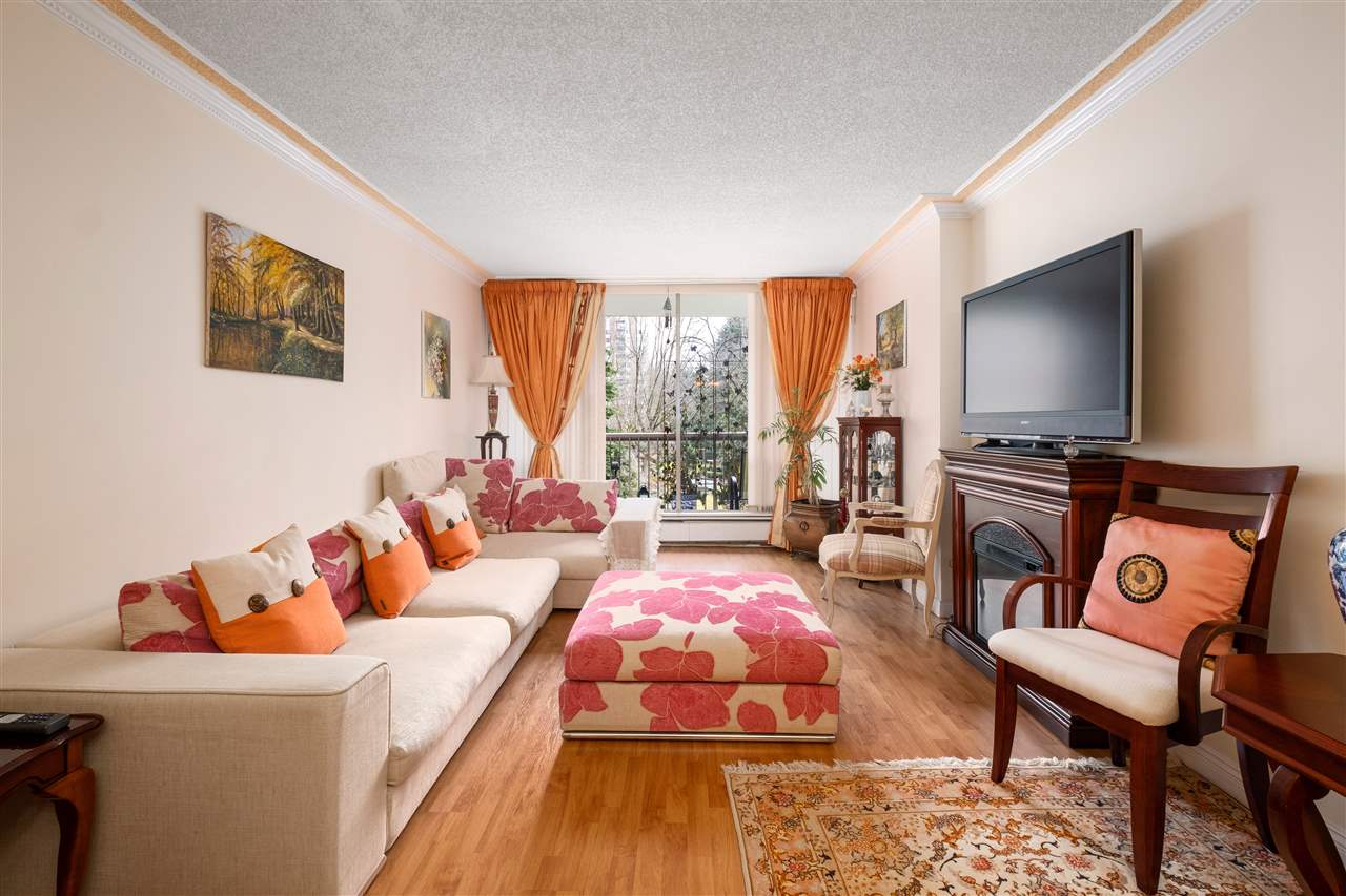 404-2020 Fullerton Avenue, North Vancouver, BC, V7P 3G3