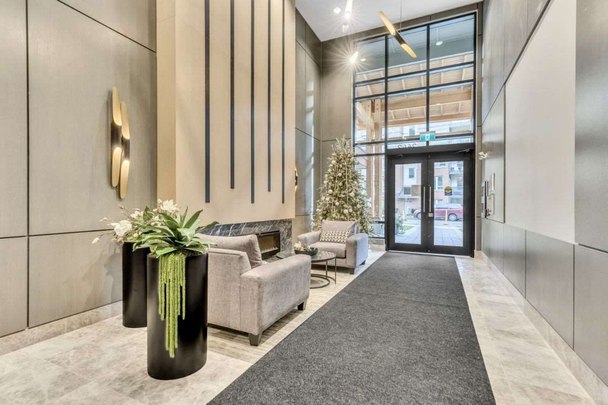 302-2663 Library Lane, North Vancouver, BC, V7J 6Z1