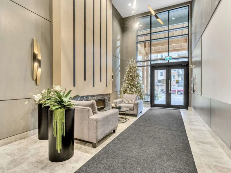 302-2663 Library Lane, North Vancouver, BC, V7J 6Z1