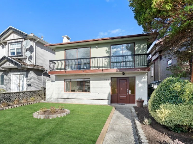 765 E 51st Avenue, Vancouver BC V5X 1E2