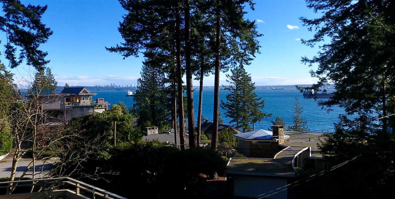 4170 A Rose Crescent, West Vancouver, BC, V7V 2N8