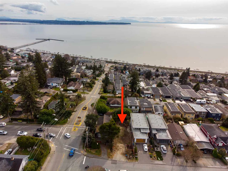 14786 Thrift Avenue, Surrey, BC, V6C 2T7