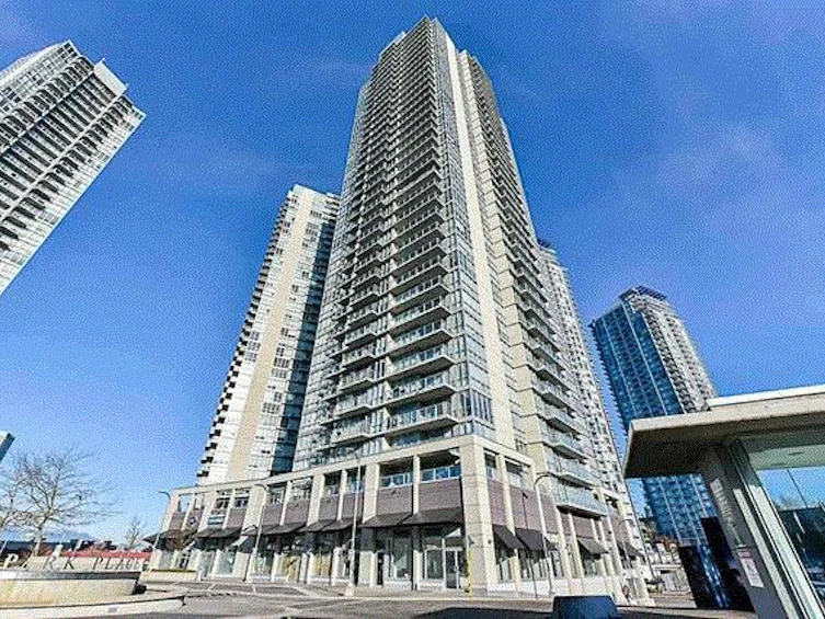 3308-9981 Whalley Boulevard, Surrey, BC, V3T 0G6