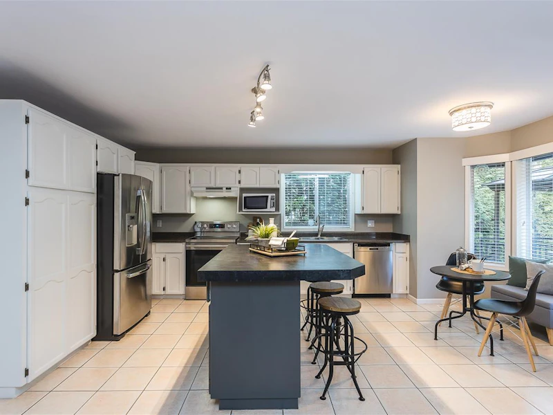 21536 85a Court, Langley BC V1M 2G4
