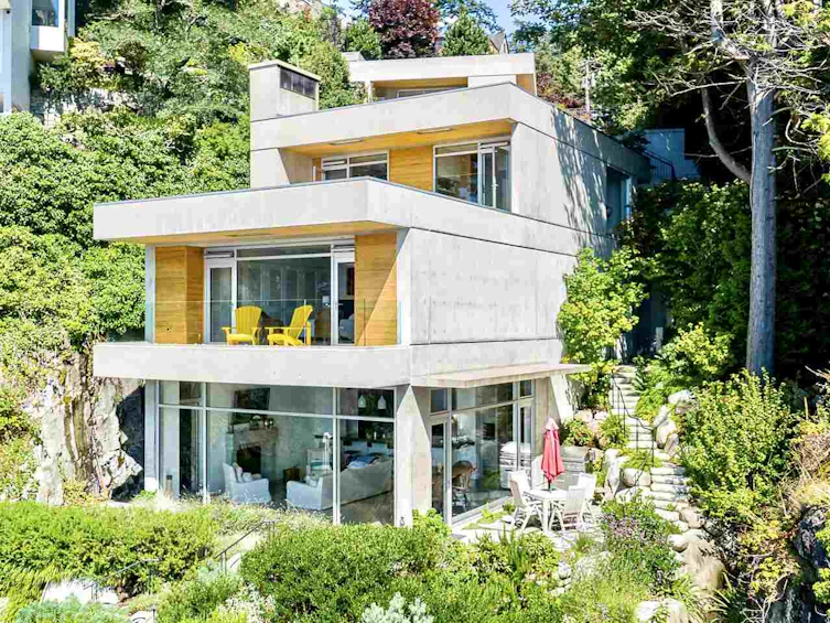 6040 Gleneagles Drive, West Vancouver, BC, V7W 1W2