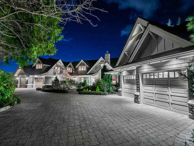 4688 Headland Drive, West Vancouver BC V7W 3J3