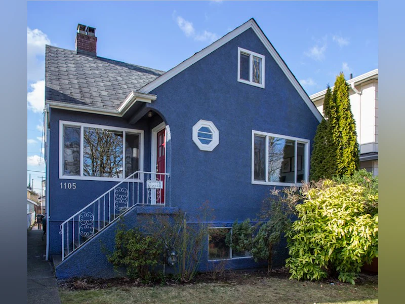 1105 Kelowna Street, Vancouver BC V5K 4E3