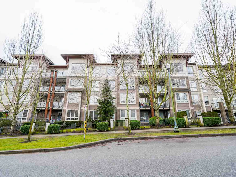 329-15918 26 Avenue, Surrey, BC, V3Z 5K3