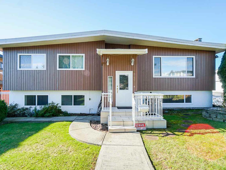 6565 Sumas Drive, Burnaby, BC, V5B 2V1