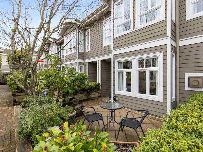 6 - 235 E 11th Street, North Vancouver BC V7L 2G8