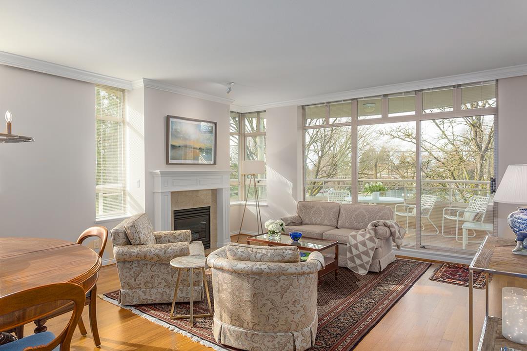 303 5700 Larch Street  