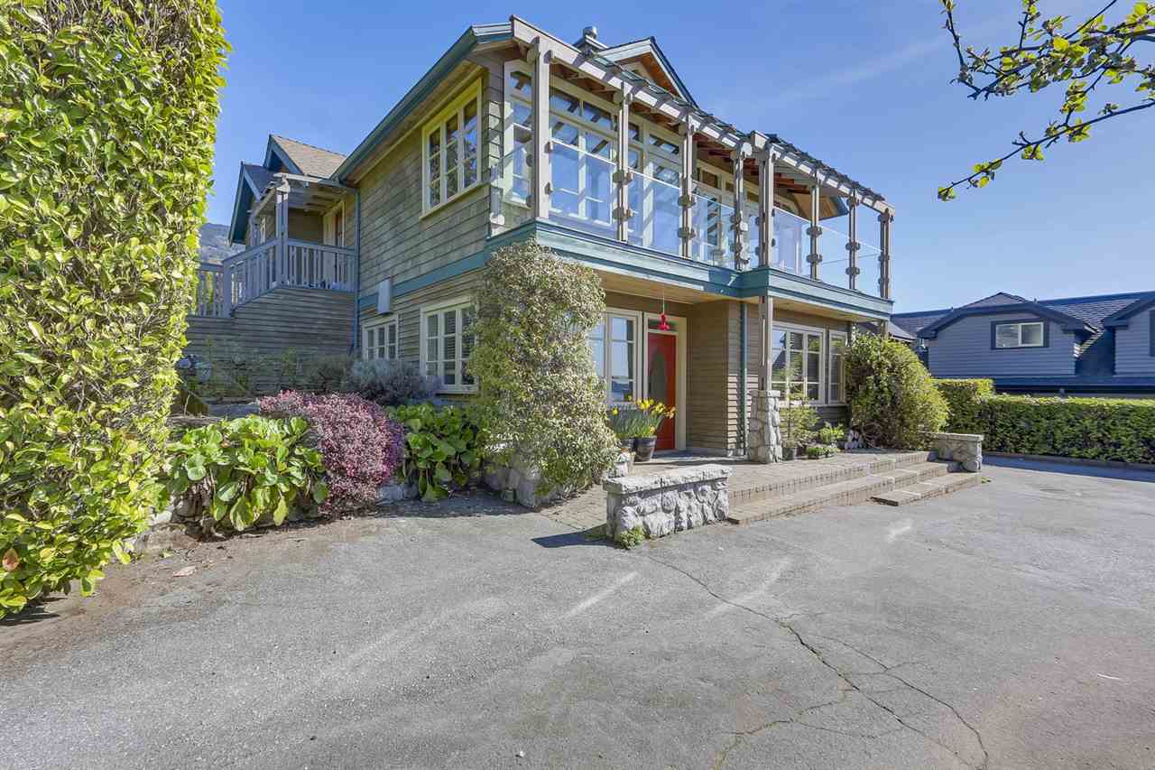 2597 Haywood Avenue, West Vancouver, BC, V7V 1Y5