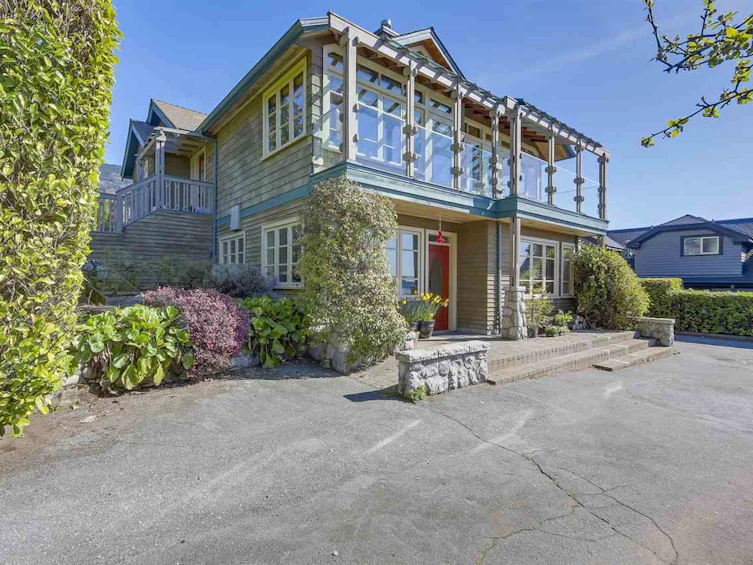 2597 Haywood Avenue, West Vancouver, BC, V7V 1Y5