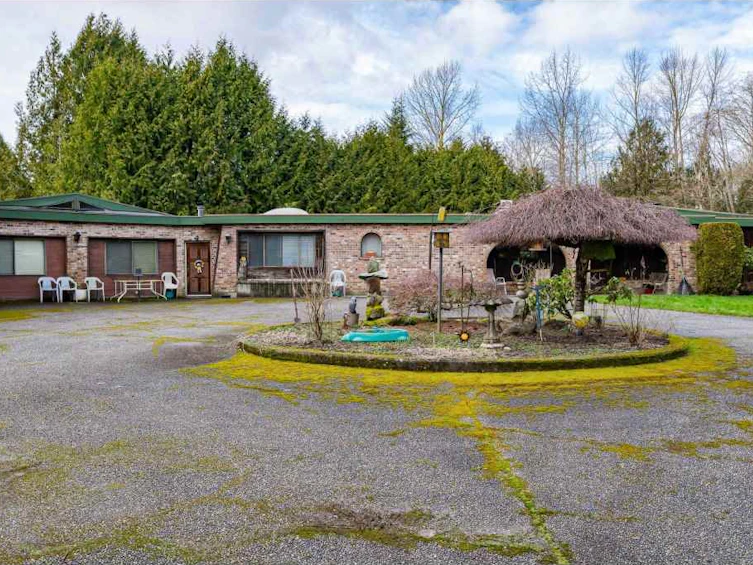 21937 8 Avenue, Langley, BC, V2Z 1R4