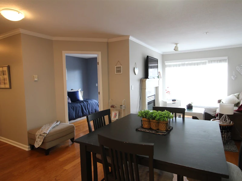 304 - 32120 Mt Waddington Avenue, Abbotsford BC V2T 2E8