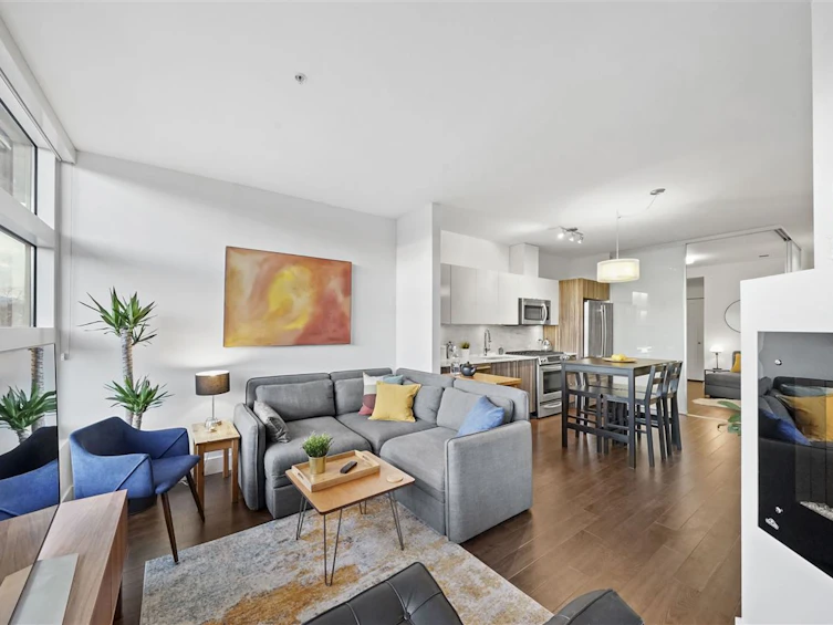 318-2250 Commercial Drive, Vancouver, BC, V5N 5P9