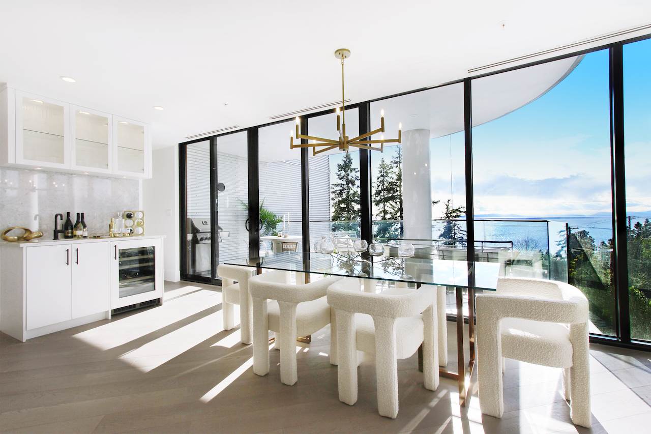 502 14825 Thrift Ave  