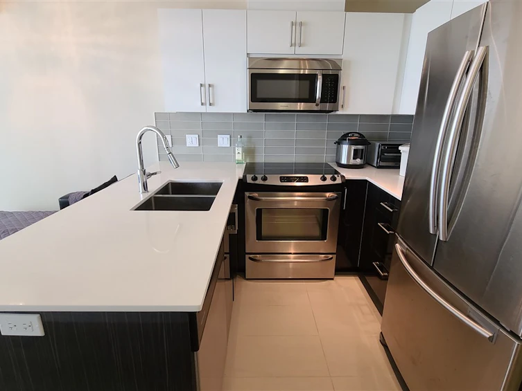 801-2689 Kingsway, Vancouver, BC, V5R 0C3